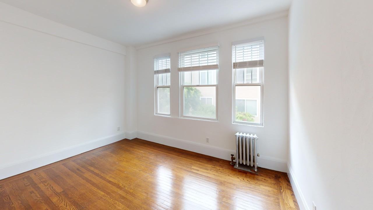 1520 Gough Street - Photo 2 of 34