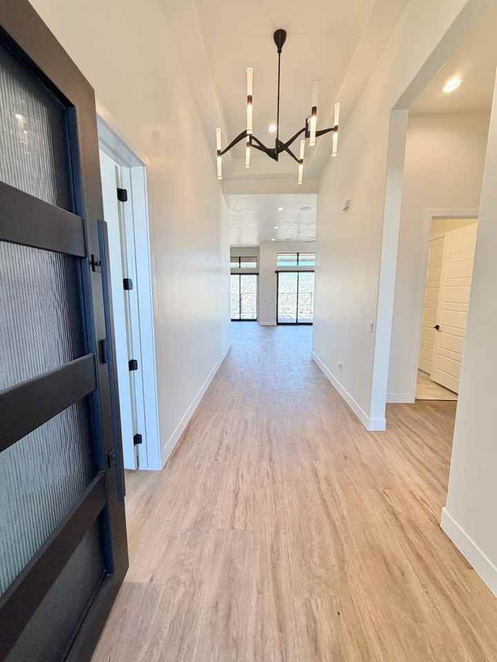 508 S Liri Trl - Photo 4 of 50