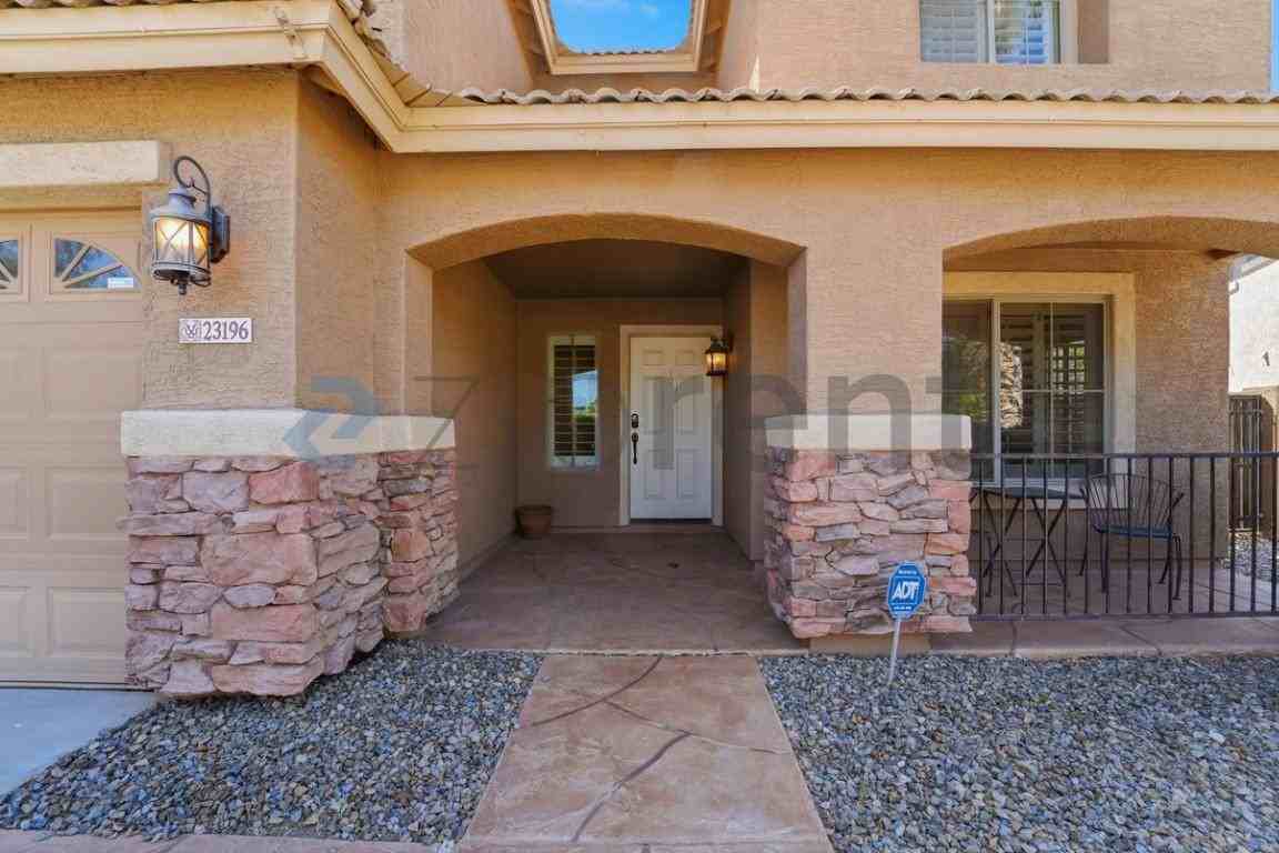 23196 S 216th St - Photo 6 of 50