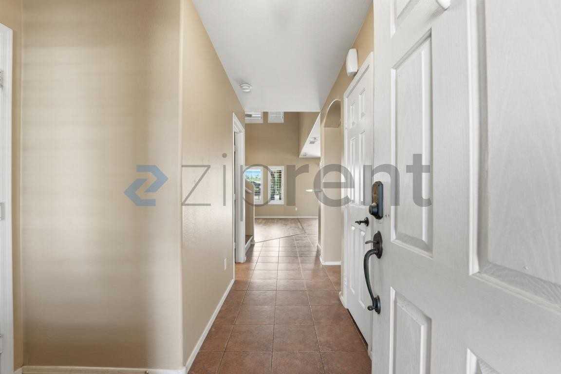 23196 S 216th St - Photo 7 of 50