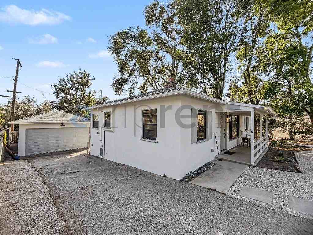 2630 Harmony Place - Photo 7 of 29