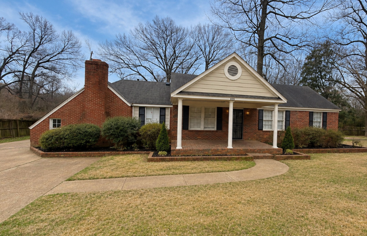 895 Mosby Rd