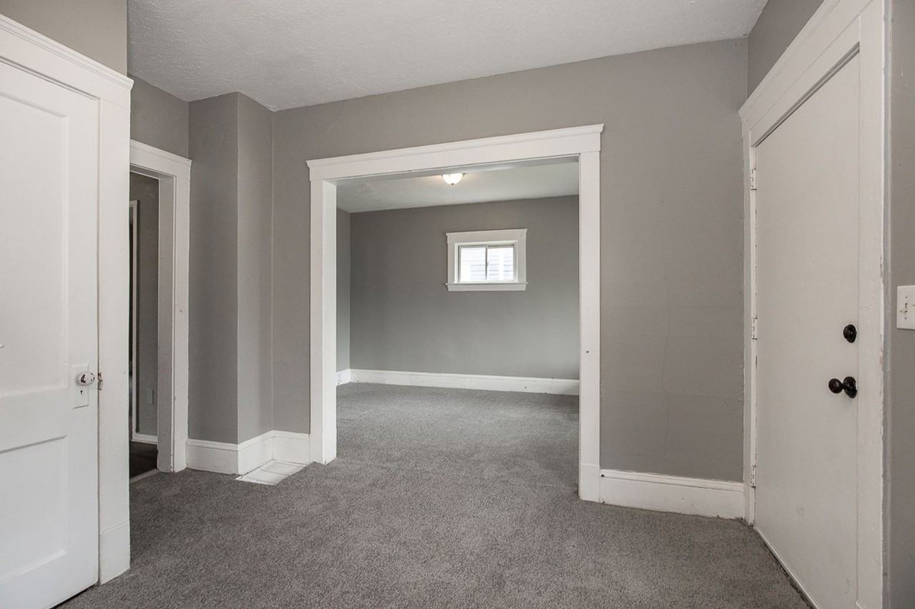 7411 Brinsmade Ave - Photo 5 of 26