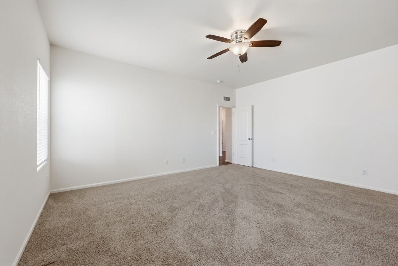9721 Chalkstone Ln - Photo 7 of 34