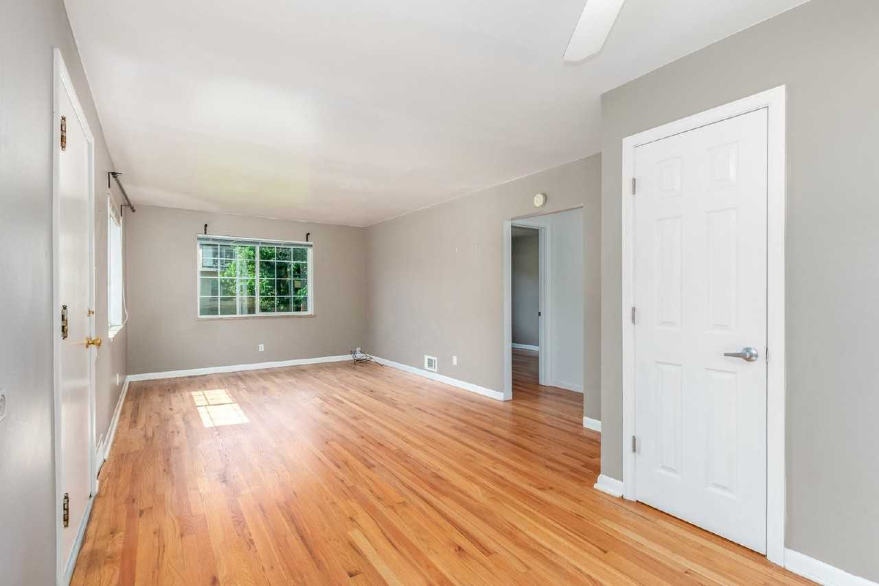1385 S Grant St - Photo 6 of 28
