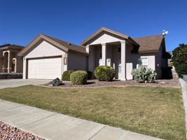featured image of 4437 Loma Clara Ct