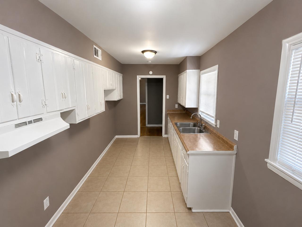 1382 Janis Dr - Photo 2 of 11