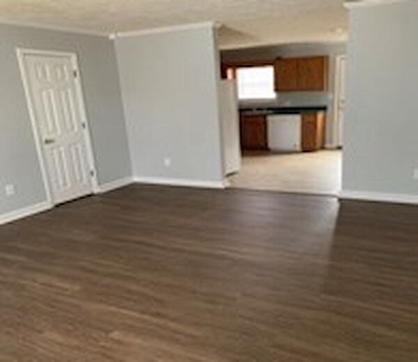 1104A Woodland Dr - Photo 2 of 8