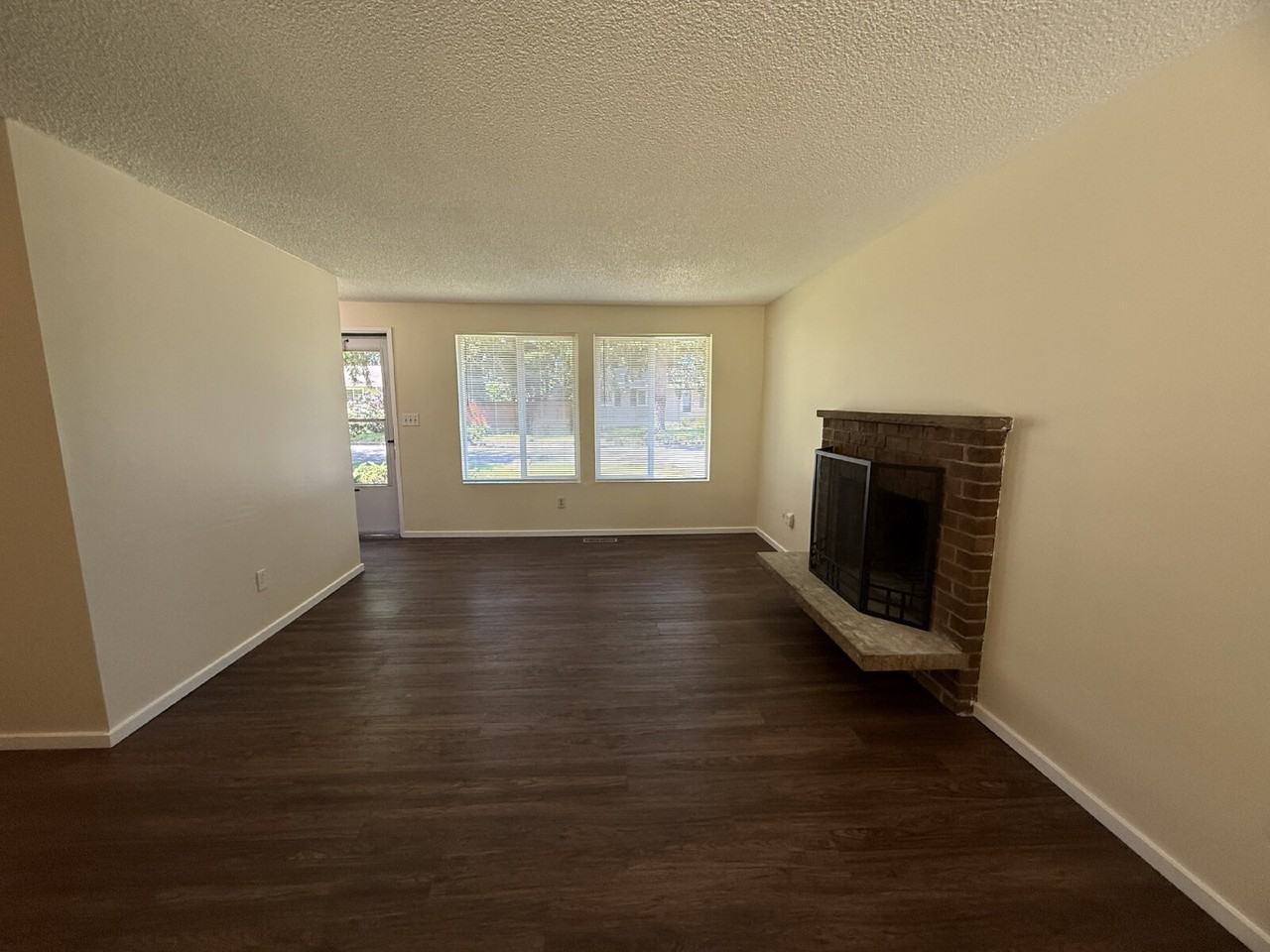 26526 235th Ave Se - Photo 3 of 18