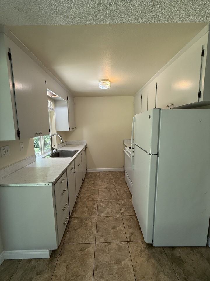 26526 235th Ave Se - Photo 5 of 18
