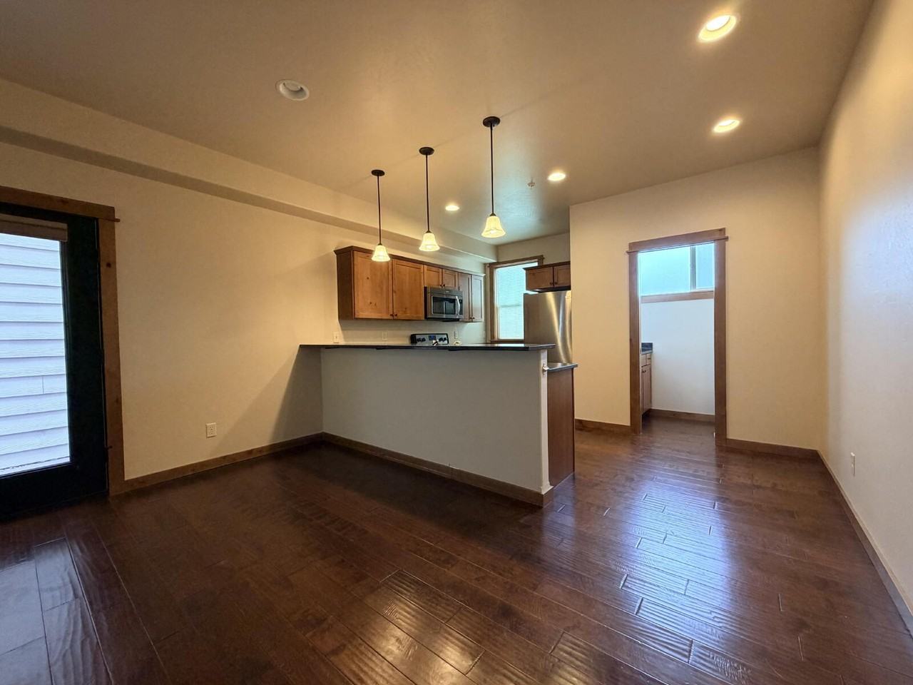 3237 N 27th Ave #D - Photo 4 of 25