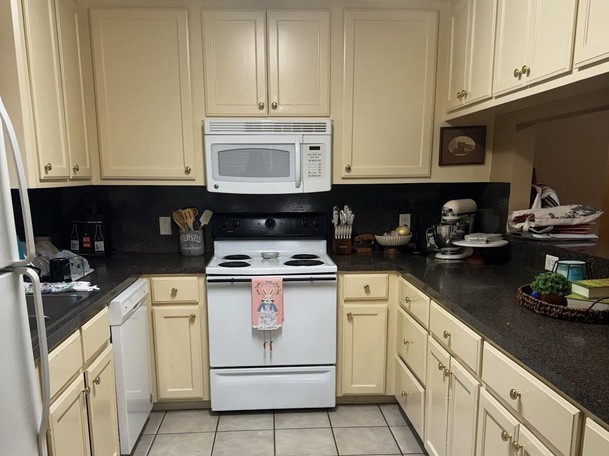 1014 Sun Meadow Ct - Photo 5 of 13