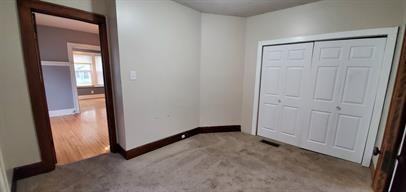 222 Logan Ave N - Photo 7 of 13