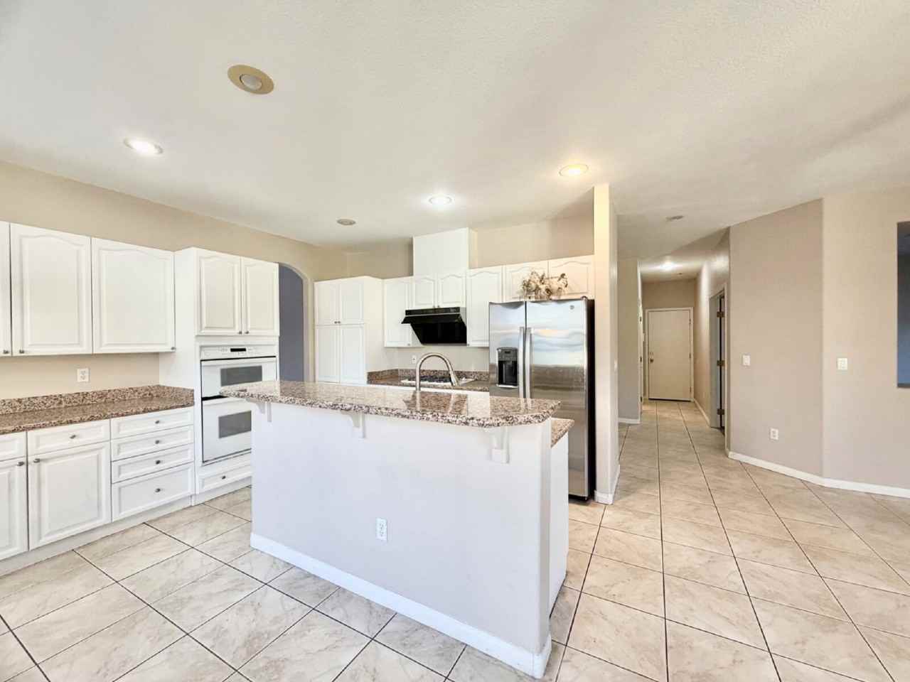 8917 Waltzing Waters Ct - Photo 6 of 50