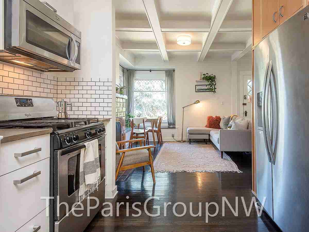 161 Fulton St - Photo 4 of 35