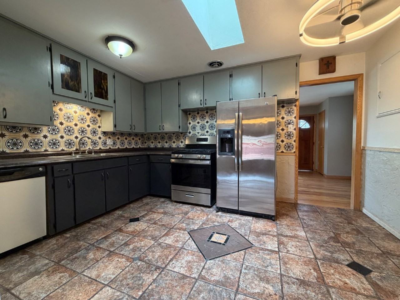 45 S Zenobia St - Photo 2 of 13