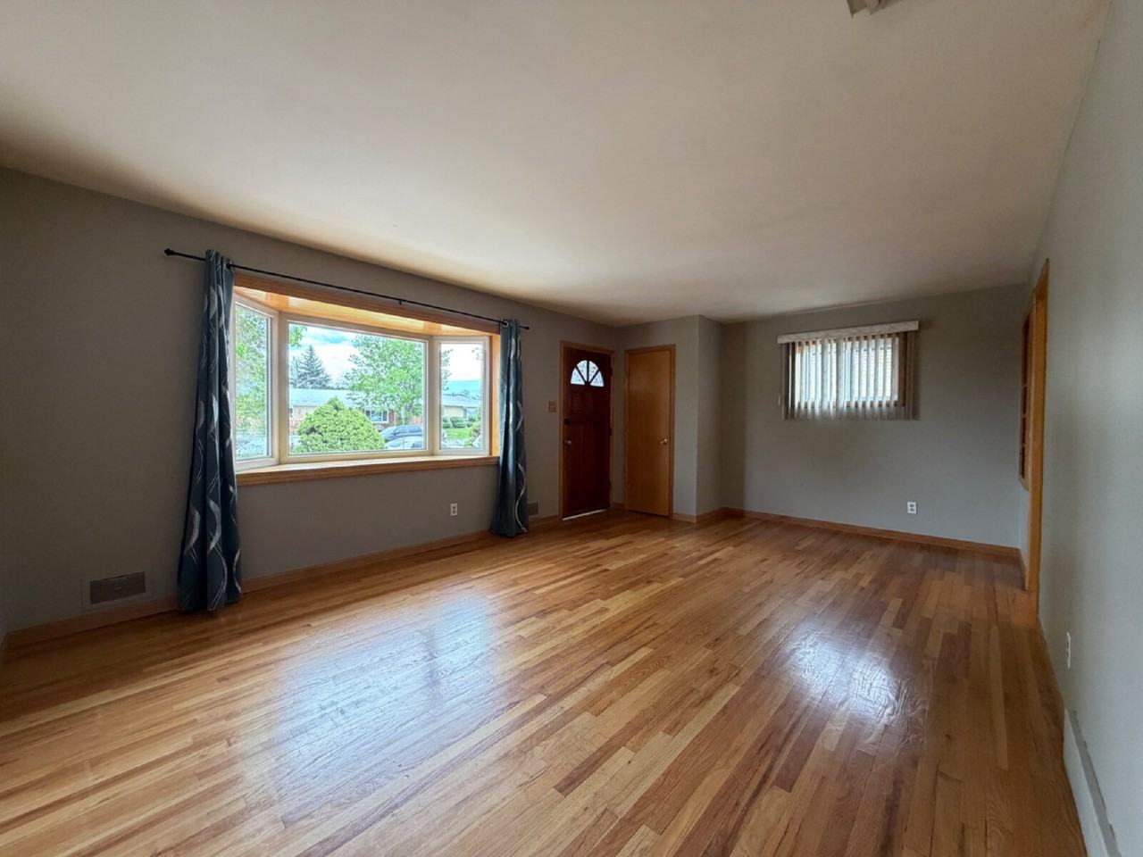 45 S Zenobia St - Photo 3 of 13