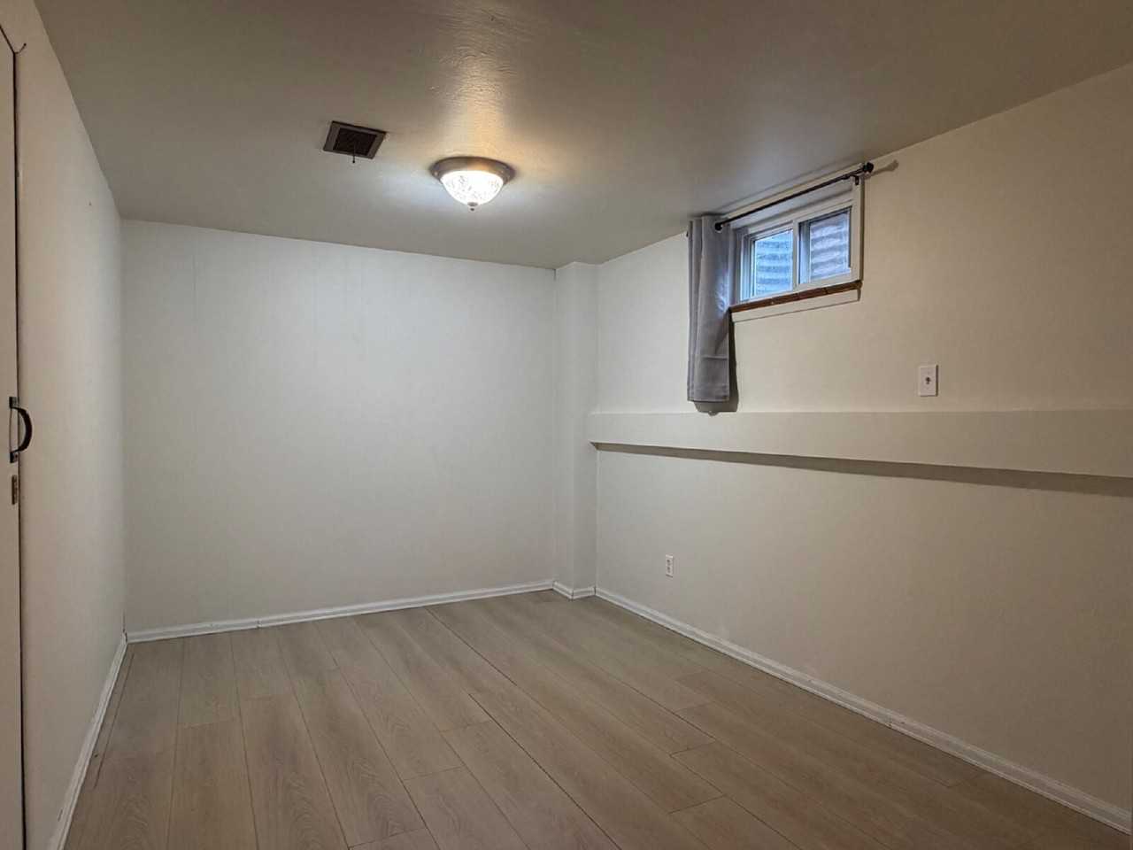 45 S Zenobia St - Photo 7 of 13