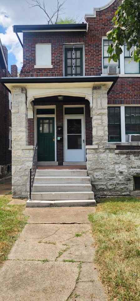 3700 Bates St ## 1f - Photo 4 of 6