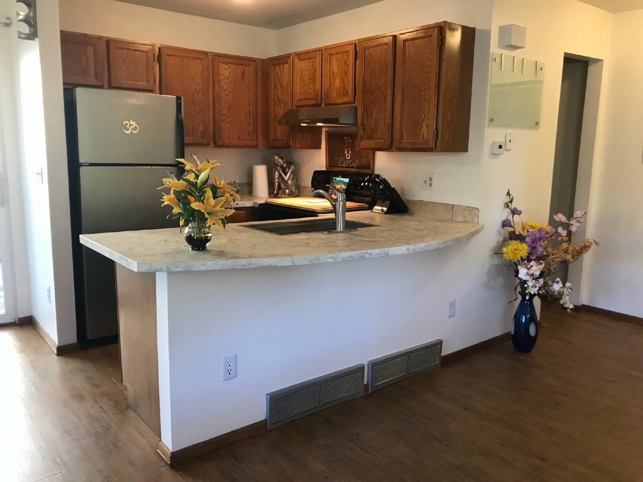 2012 Spruce St Apt 1 - Photo 6 of 13