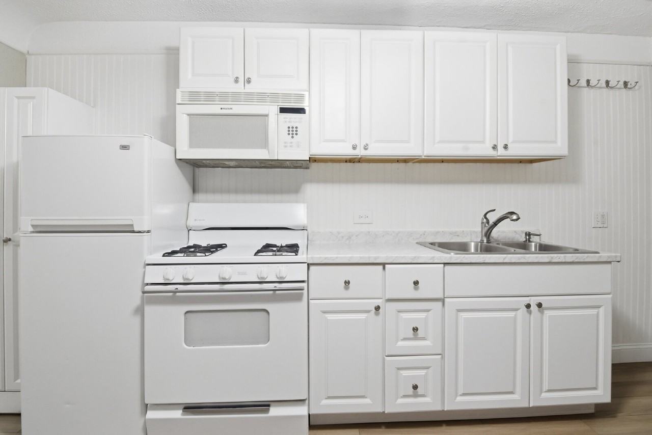 1620 Colorado Blvd #11 - Photo 6 of 27