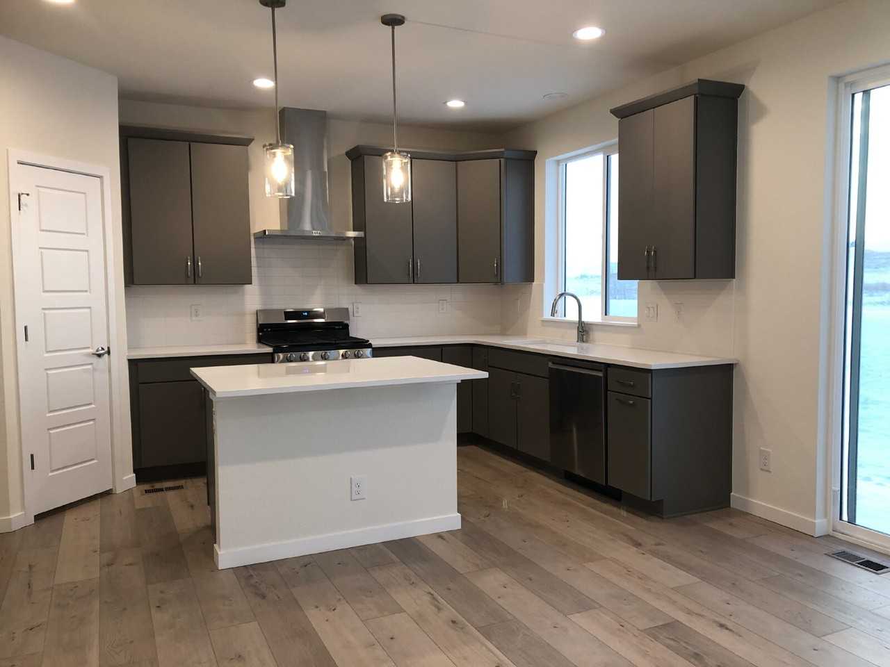 145 Mohawk Cir - Photo 6 of 20