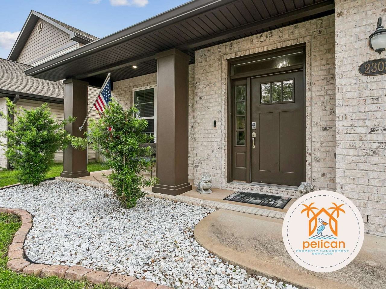 2303 Hadleigh Hills Ct - Photo 3 of 34
