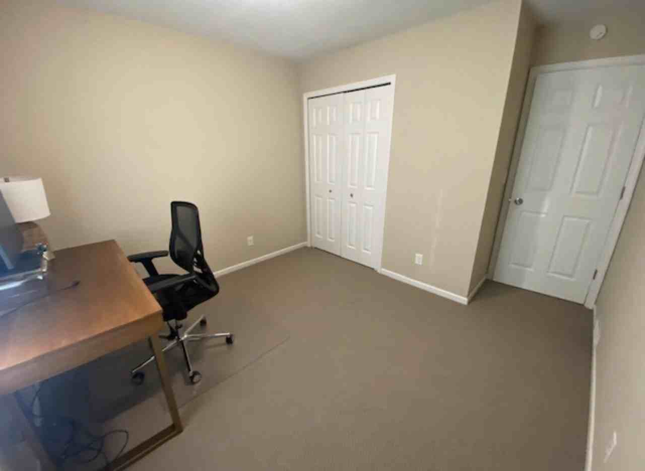 3600 Trenton Ln N - Photo 5 of 25