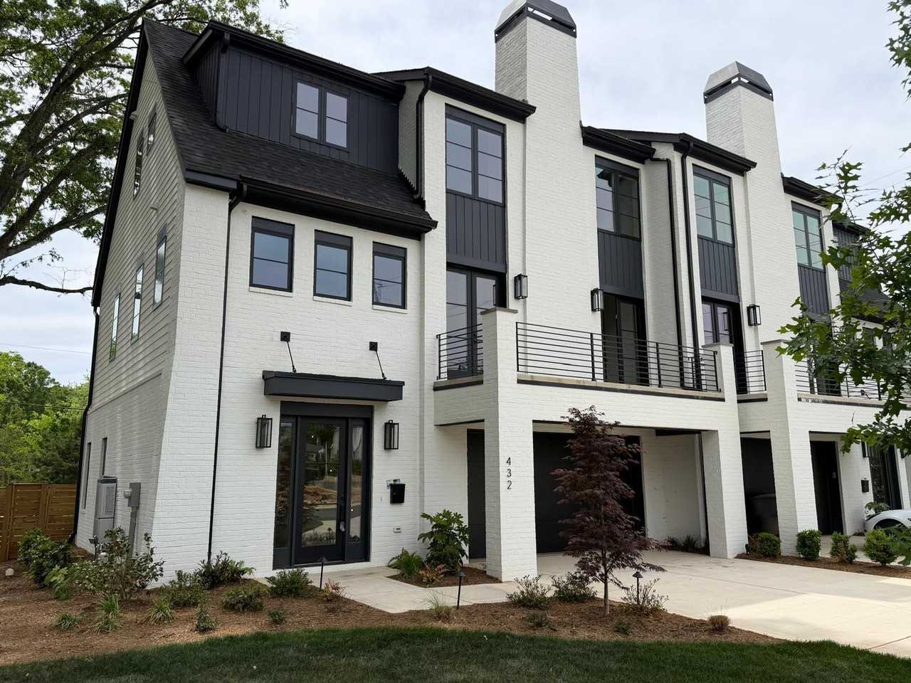 432 Dover Ave - Photo 2 of 26