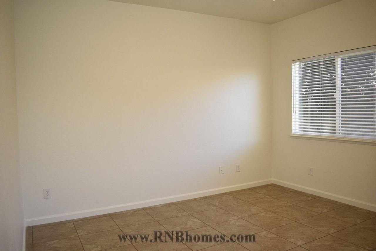 1564 Blue Beaver Way - Photo 2 of 20