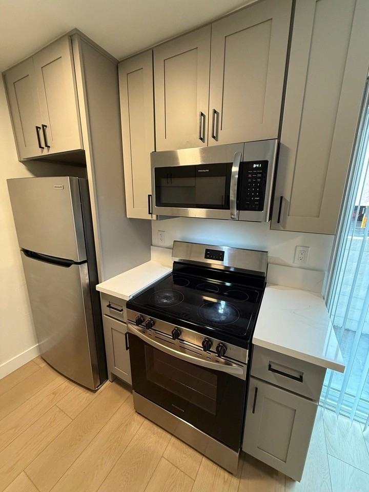 10760 Rose Ave. - Photo 6 of 50
