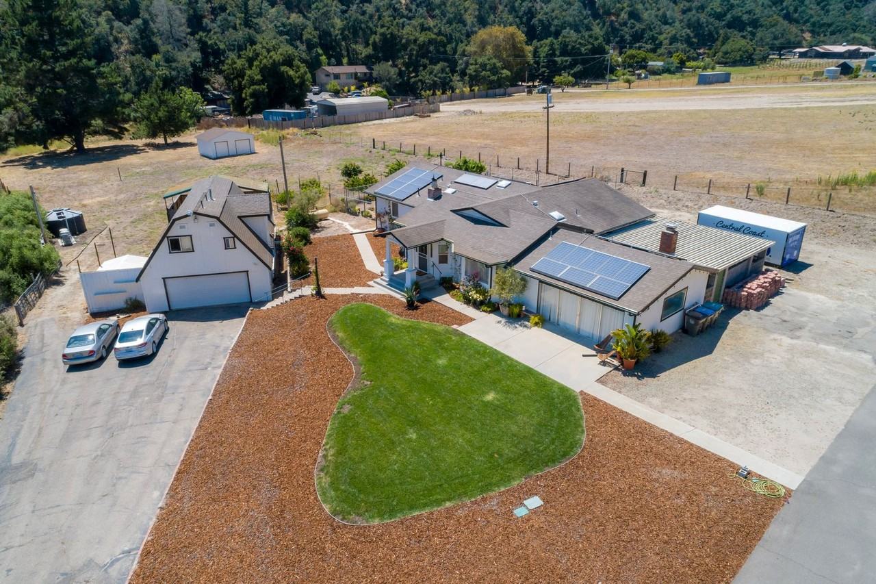 1736 Deer Canyon Rd - Photo 2 of 8