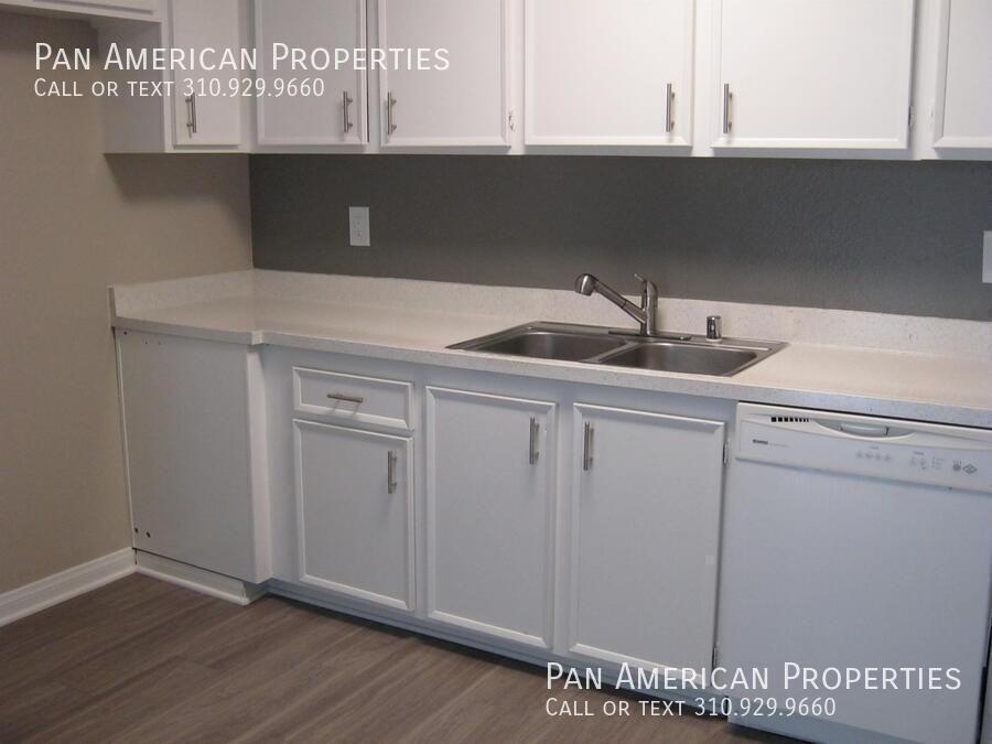 Ramona Apartments - Photo 2 of 11