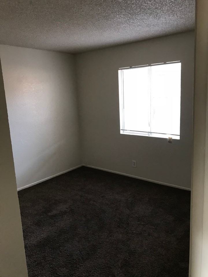 21800 Panoche Rd. - Photo 2 of 21