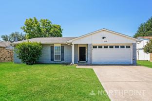 1713 Clark Trl - Photo 1 of 1