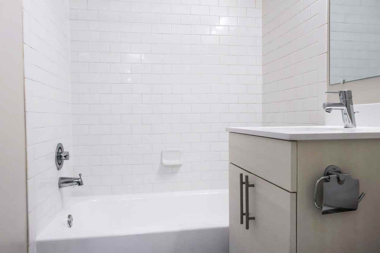 Stenton Plaza Apartments - Photo 5 of 11