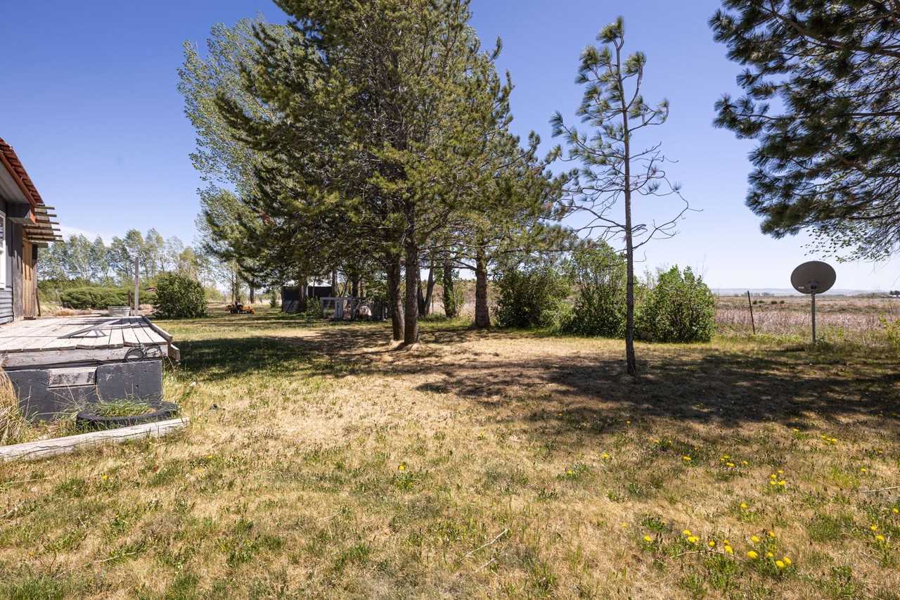 188 N 2100 E - Photo 2 of 6