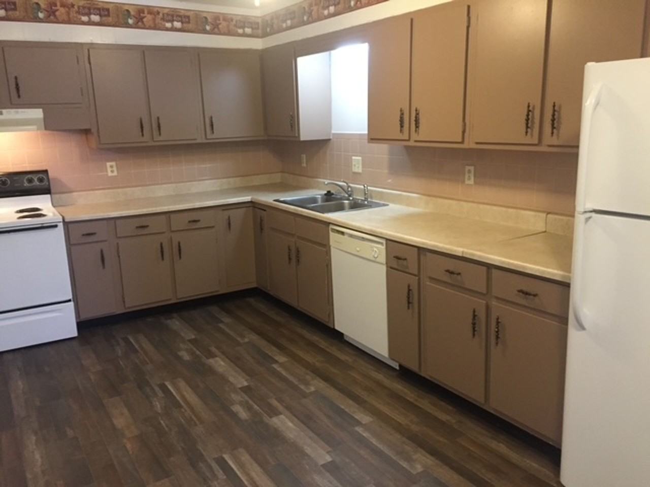 Two bedroom in Thornville - Photo 2 of 8