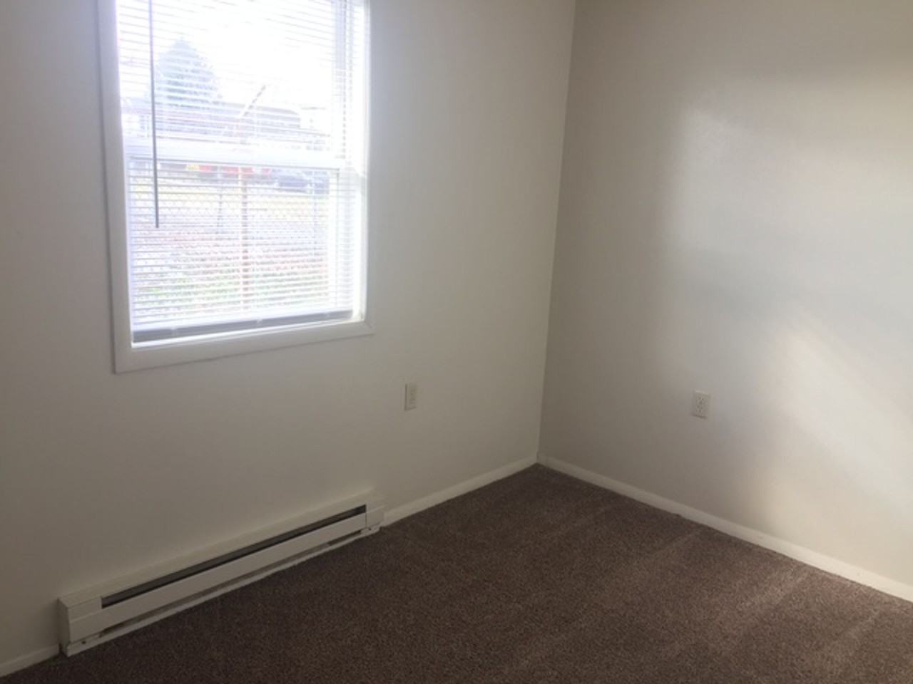 Two bedroom in Thornville - Photo 5 of 8
