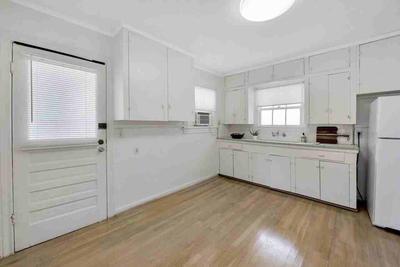 1509 Enid - Photo 2 of 9