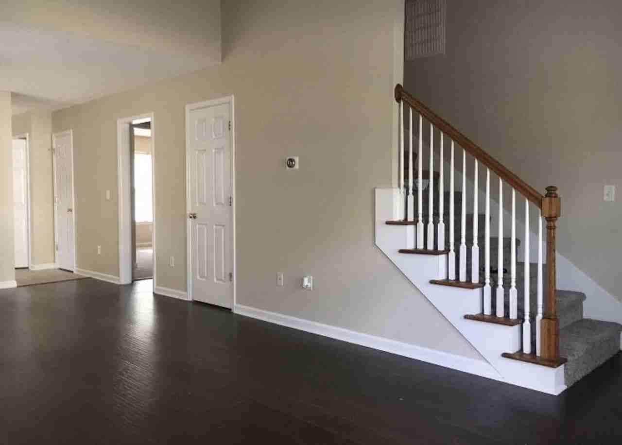 109 Sweetoak Dr - Photo 3 of 15