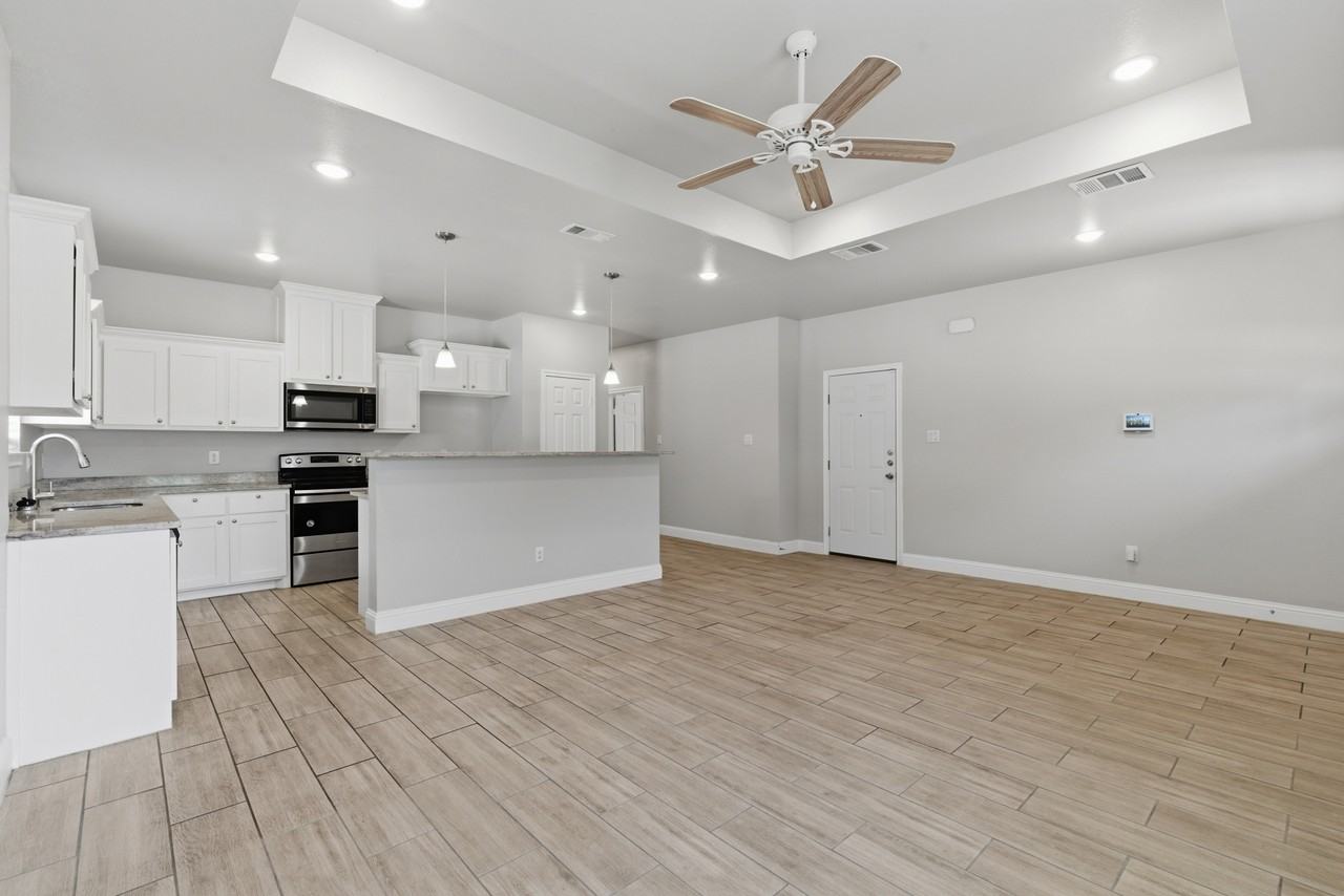 3614 Short St #1 - Photo 3 of 25