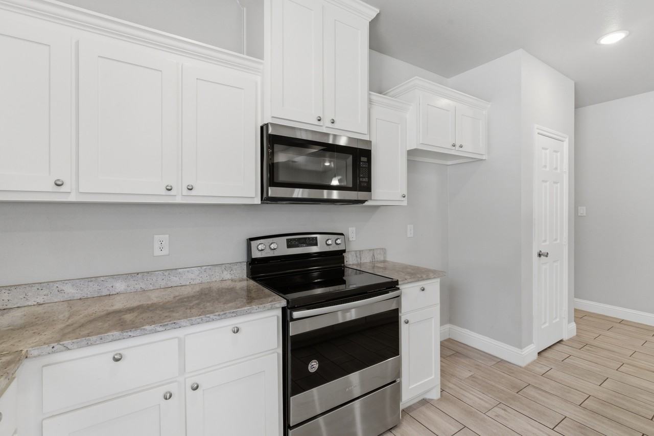 3614 Short St #1 - Photo 5 of 25