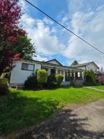 featured image of 2196 Spring St E