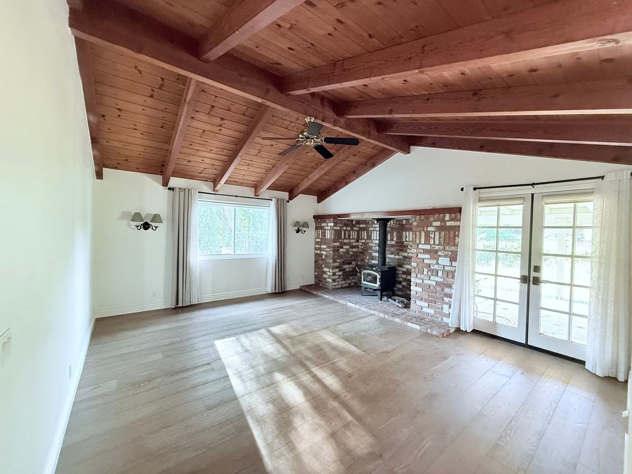4989 Cochran St - Photo 6 of 13