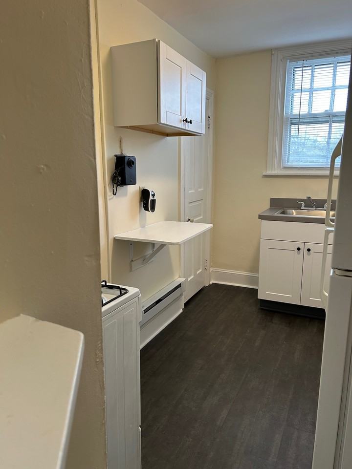 30 East Market Street - Photo 2 of 12