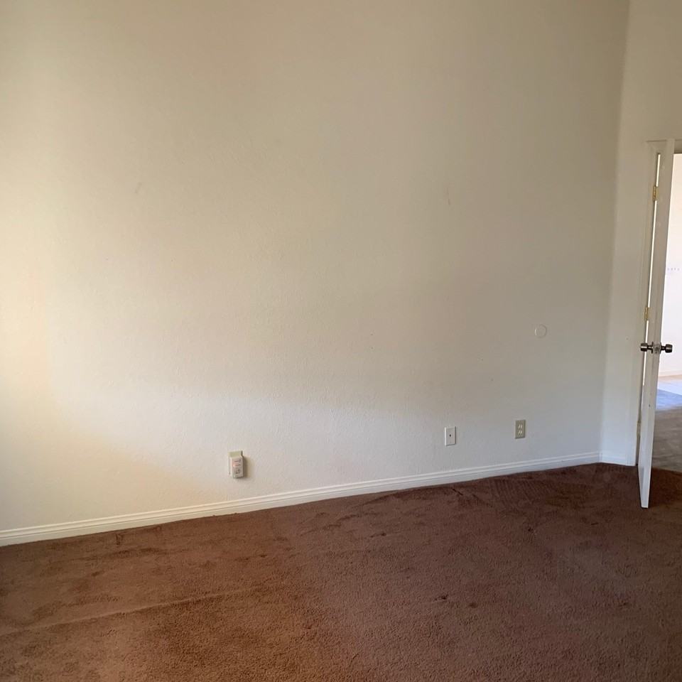 15415 Kiamichi Rd - Photo 6 of 16