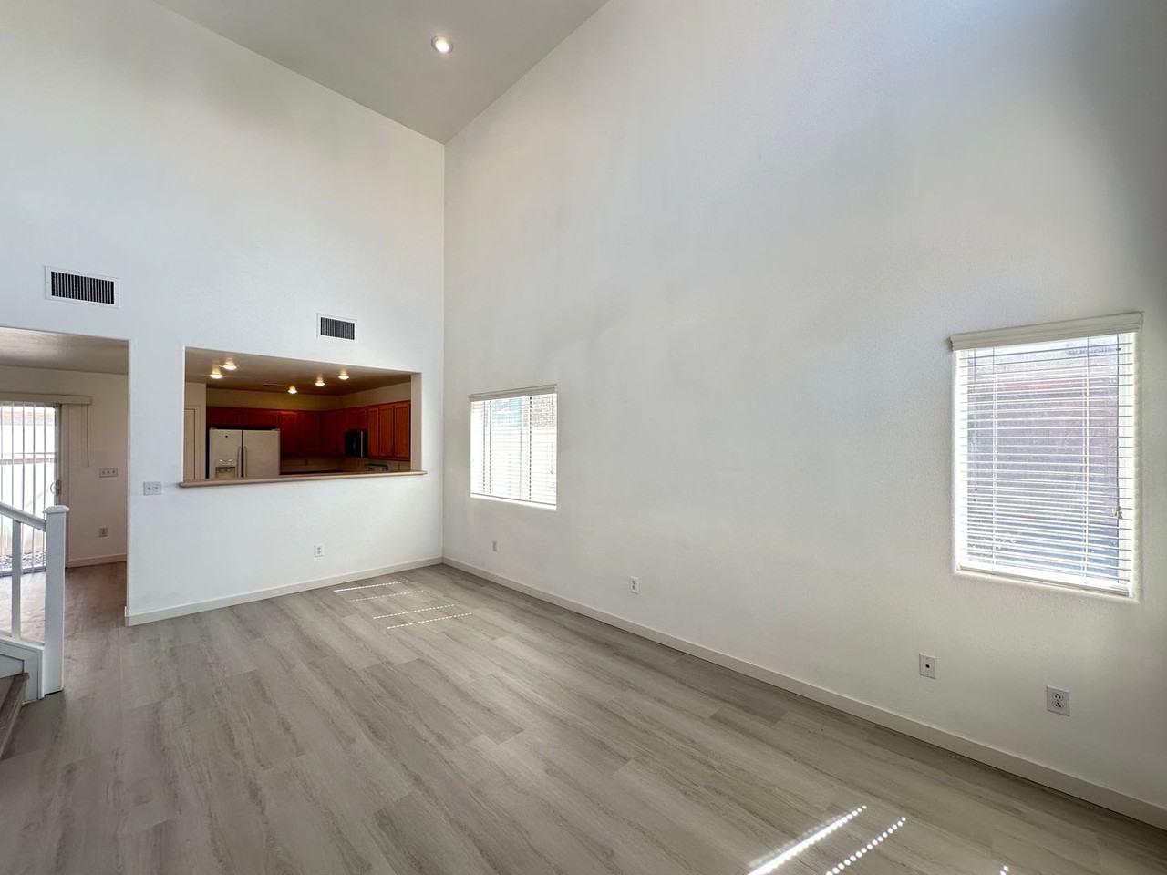 8222 Amphora St - Photo 5 of 22