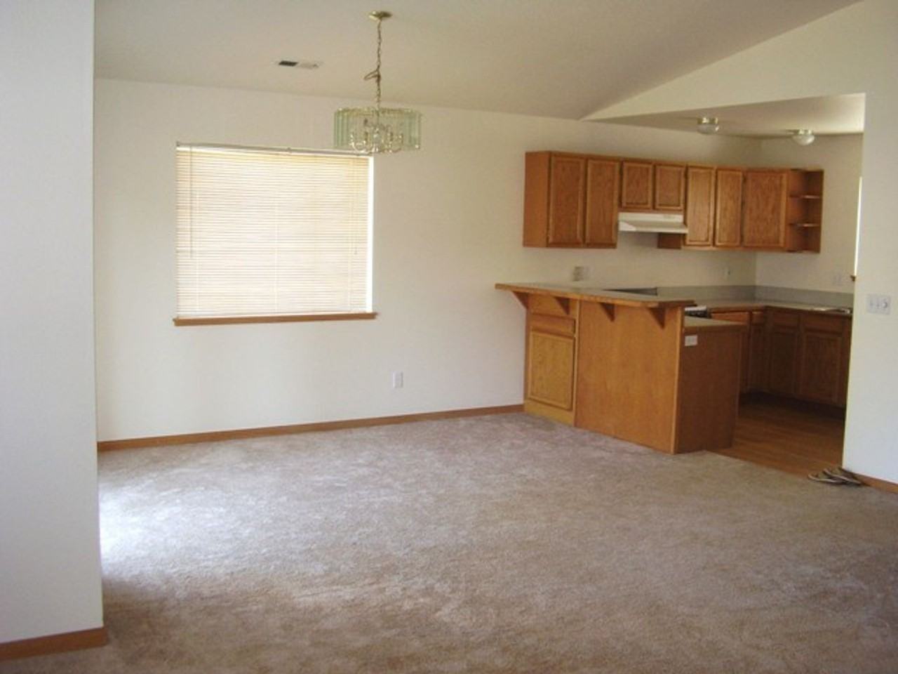 15116 Ne 80th St - Photo 2 of 3