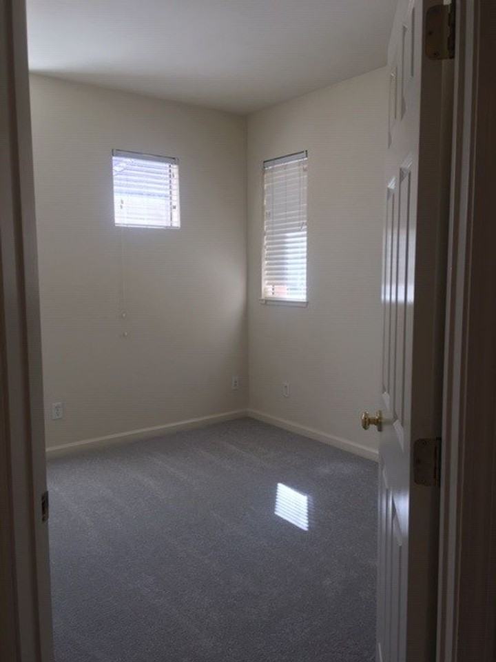 150 Paseo Ct - Photo 7 of 19